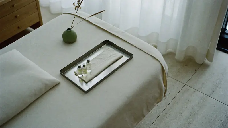 The treatment room prepared for the Mineral Ritual